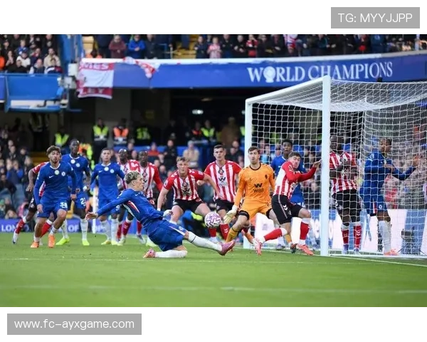 利兹联主场大胜伯恩茅斯，英超保级压力减轻，利兹联对