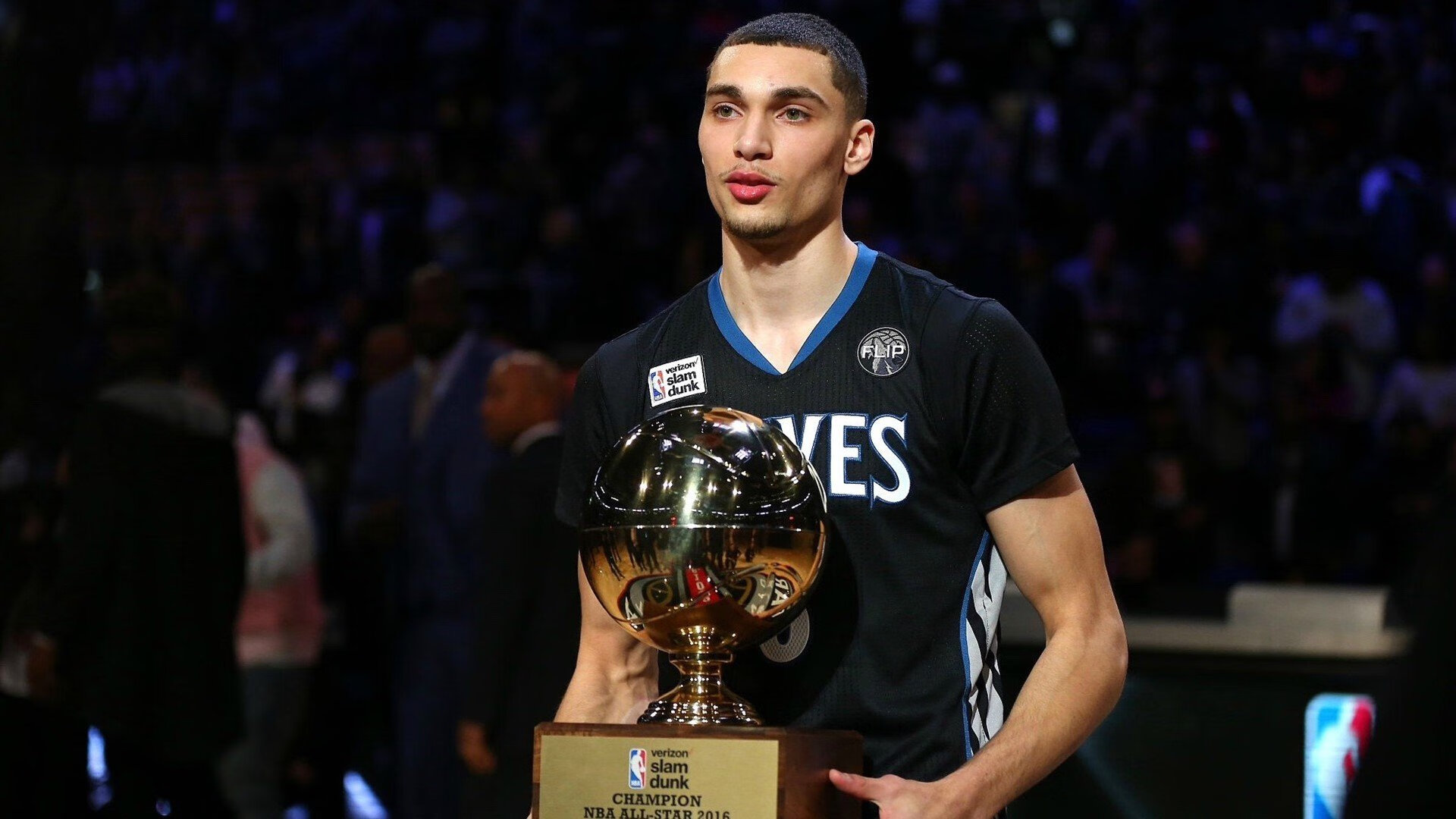 中立B选手该项目分段表现逐步改善，比赛中立是什么意思