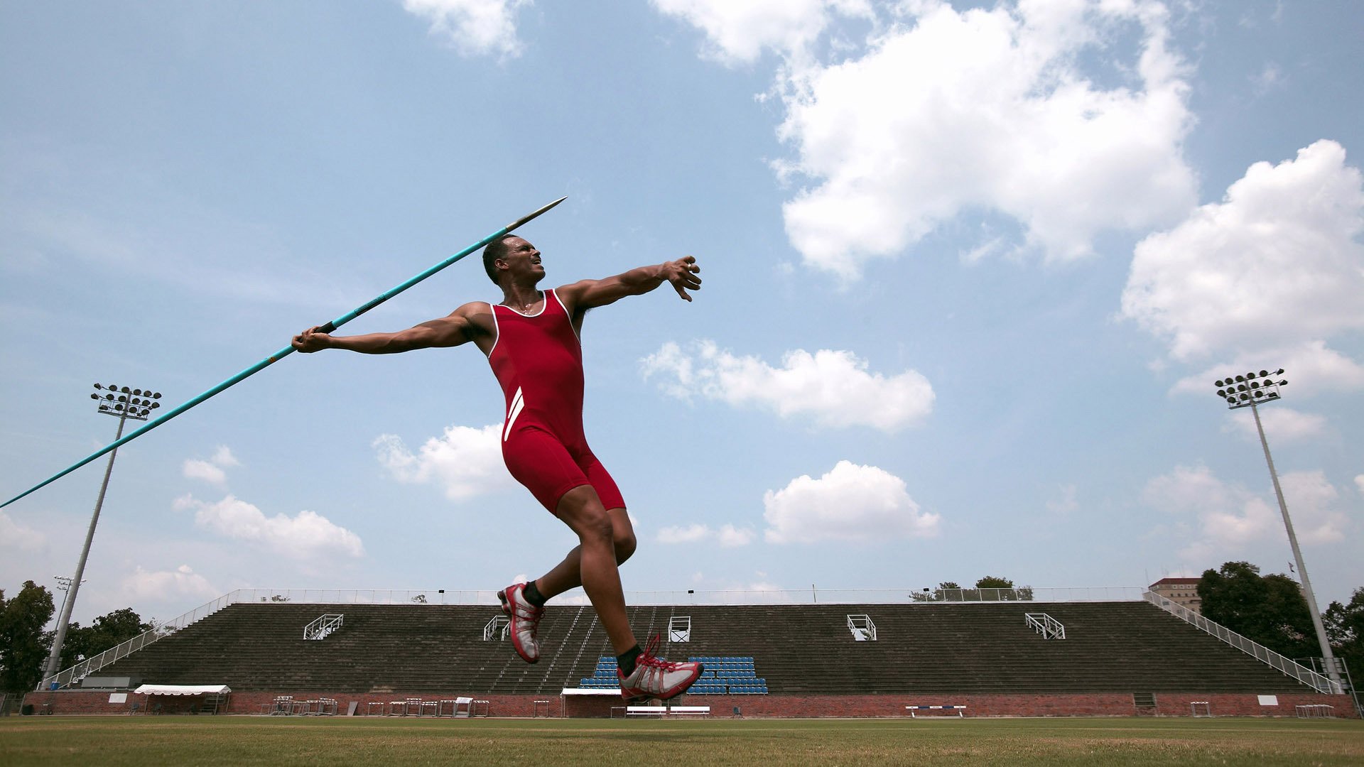 快船更换营养团队提升全员体能状况，快船训练营