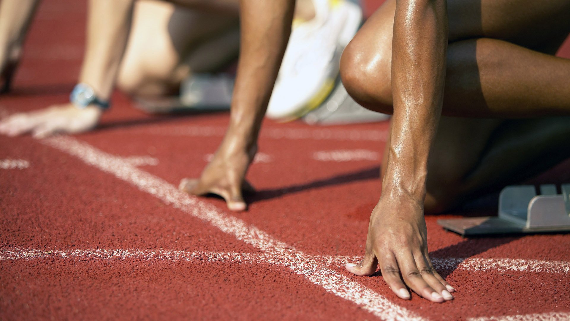 奥运火炬象征人类团结，奥运会火炬象征着世界的